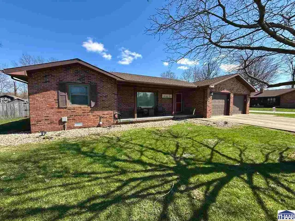 1403 N Walnut St, Brazil, IN 47834