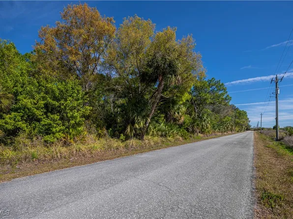 900 G Rd, Labelle, FL 33935