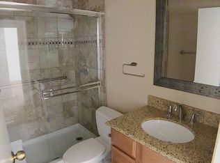 1079 Waltham Rd APT D, Simi Valley, CA 93065