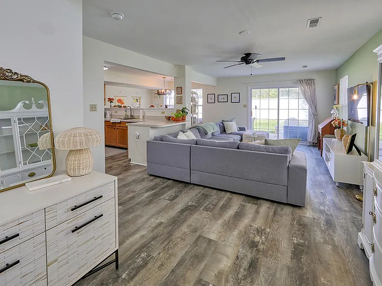 108 Seabright Way #B-5 — Photo 4