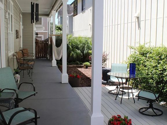 2nd image of 3944 New Zealand Ave #1