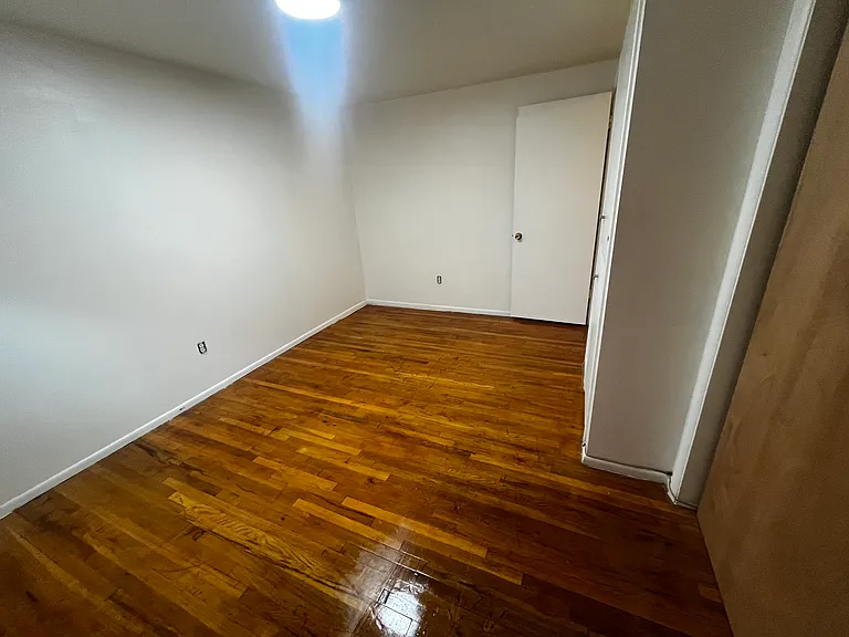 737 S Windsor St #2 — Photo 12