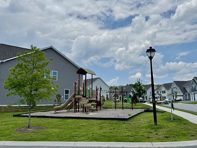 131 Creekview Rd — Photo 26