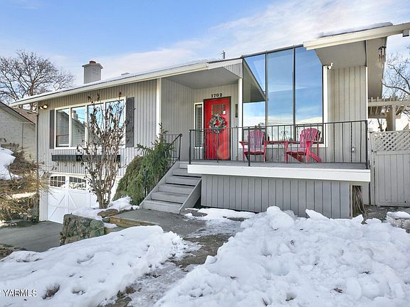 Front of home and entry