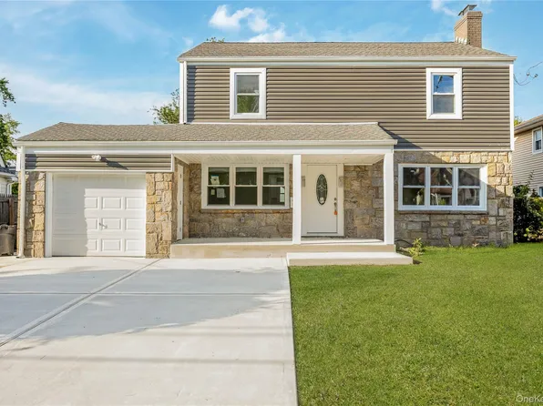 35 Park Boulevard, Malverne, NY 11565
