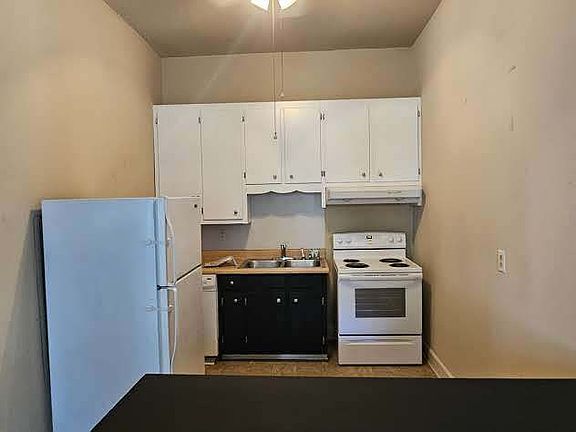 4th image of 618 E Main St #C-1