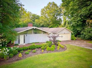 1504 Fairway Dr SE, Decatur, AL 35601