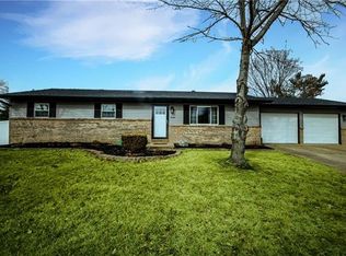 928 Long Branch Rd, Troy, IL 62294