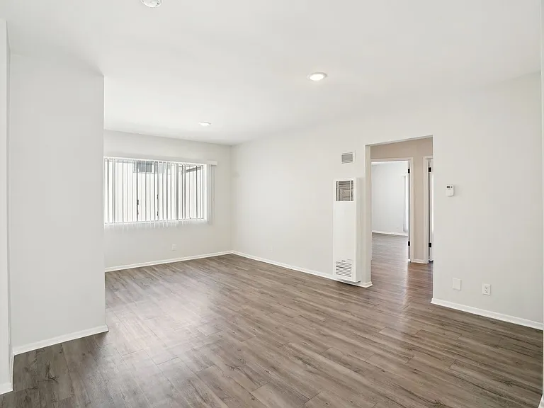 12323 Texas Ave — Photo 35