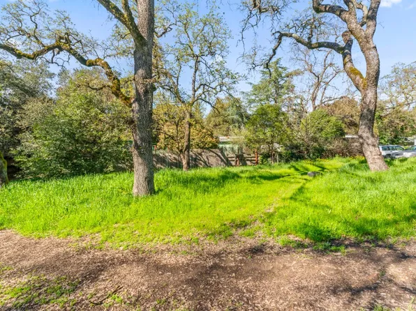 18446 1st Avenue, Sonoma, CA 95476