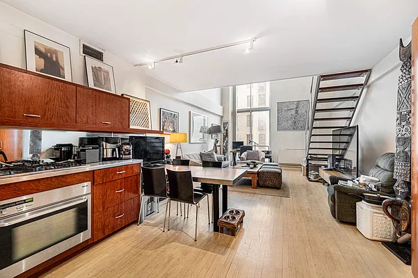 Rented by Compass | media 9