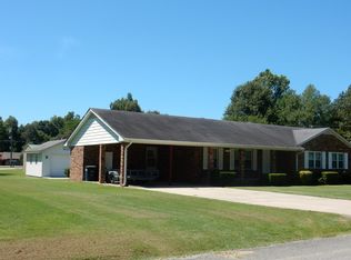 996 Country Club Rd, Piggott, AR 72454