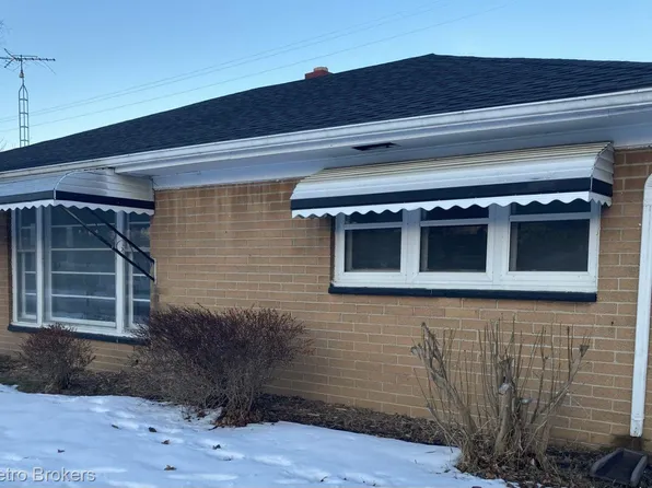 3505 Cherokee Ave, Flint, MI 48507