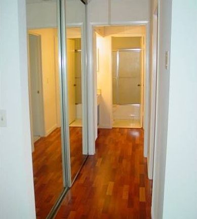 Hallway w/Mirrored Closet