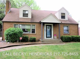 2211 S Whittier Ave, Springfield, IL 62704