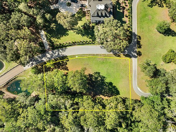4th image of 3364 Pond Crossing Ct