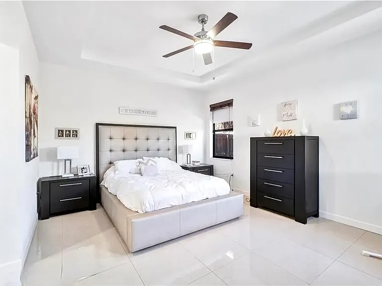 1920 SW 154th Ave — Photo 17
