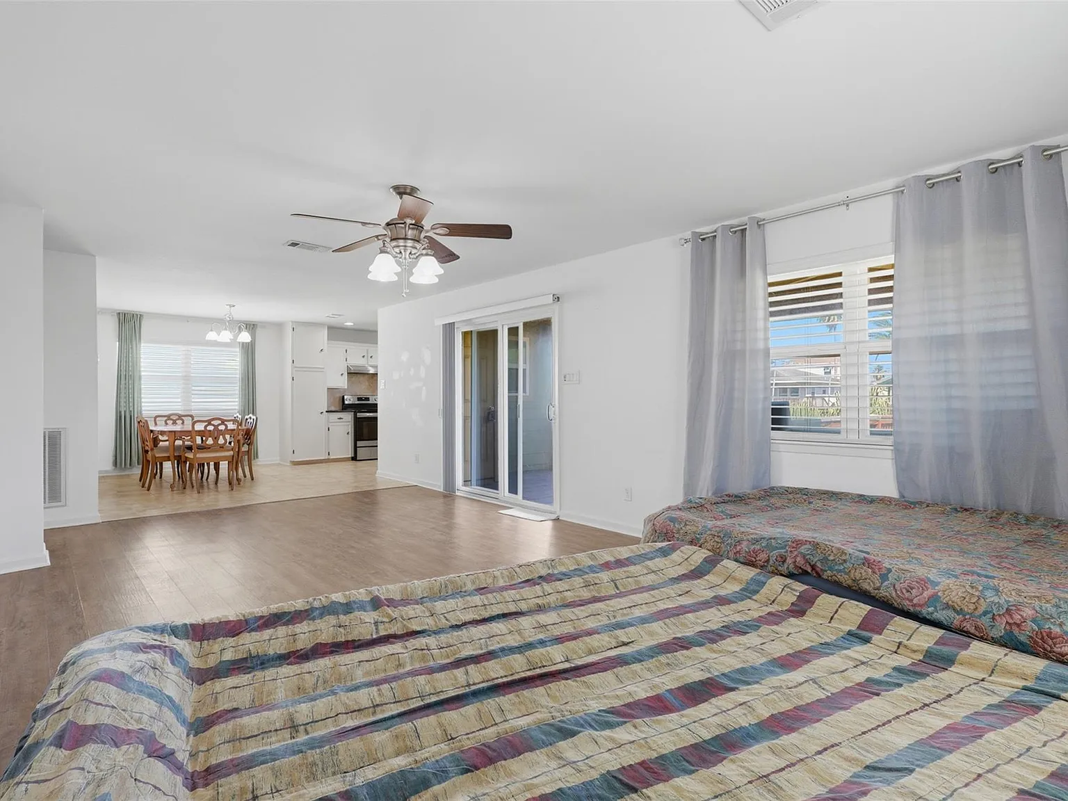 2 bed, 2.0 bath, 1672 sqft, $2,350 — Photo 4