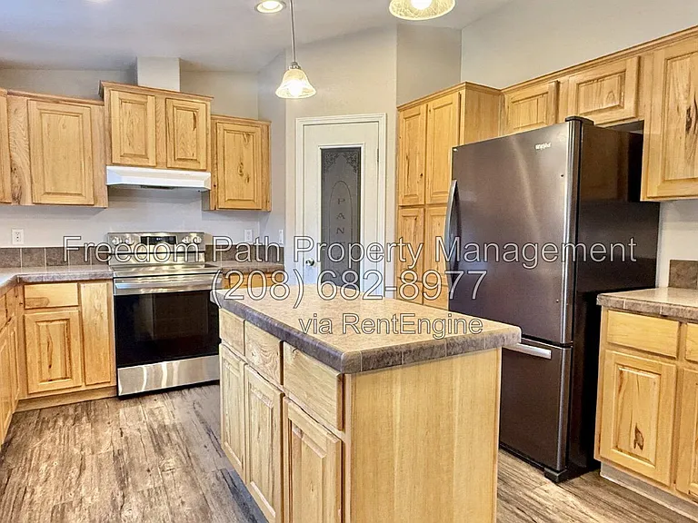 4062 W Seasons Rd — Photo 9