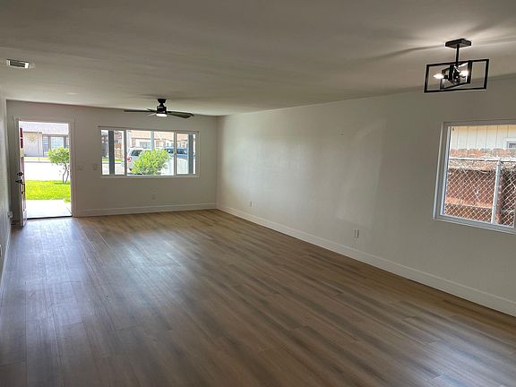 2nd image of 833 9th St
