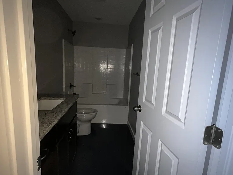 113 Isabella St — Photo 15