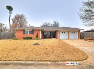 10505 Lyndon Rd, The Village, OK 73120