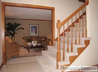 222 Eagle Crest Ct, Fort Wayne, IN 46845
