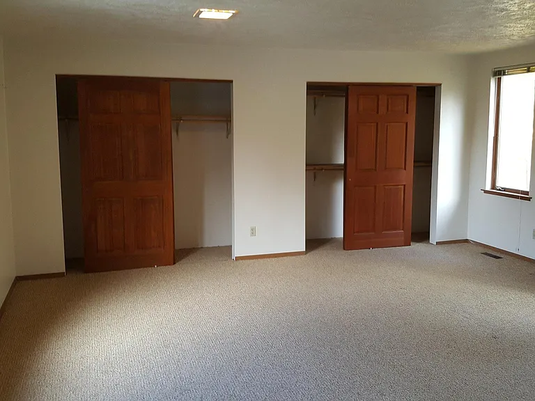 1224 E Celesta Ave #A — Photo 8