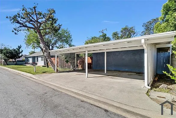 1611 S 4th Ave — Photo 18