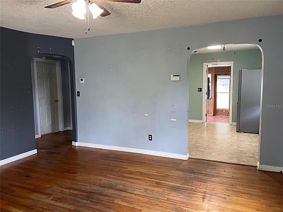 4th image of 608 CHANNING ROAD