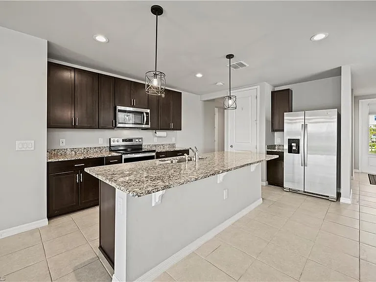 43744 Cattleman Dr — Photo 5