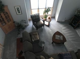 94 Bauman Rd, Williamsville, NY 14221