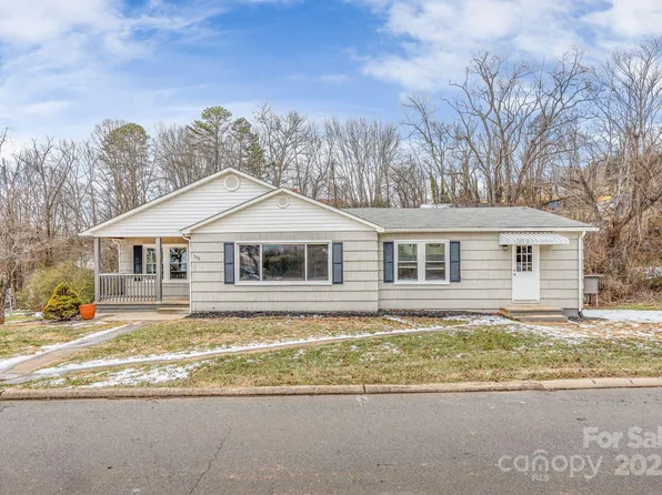 133 Ferguson St, Canton, NC 28716