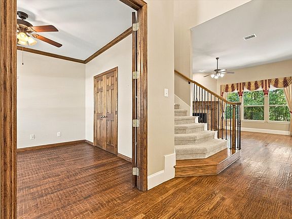 3rd image of 1713 Chessington Ln