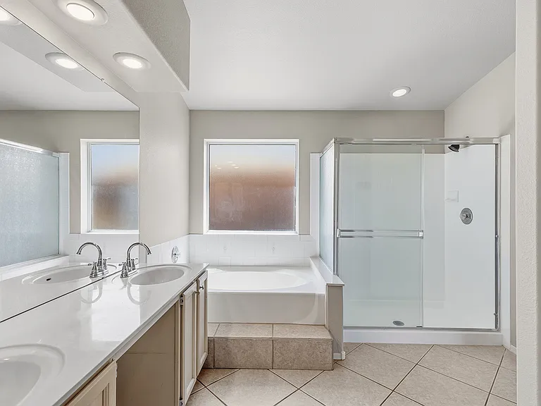 11820 S 45th St — Photo 50