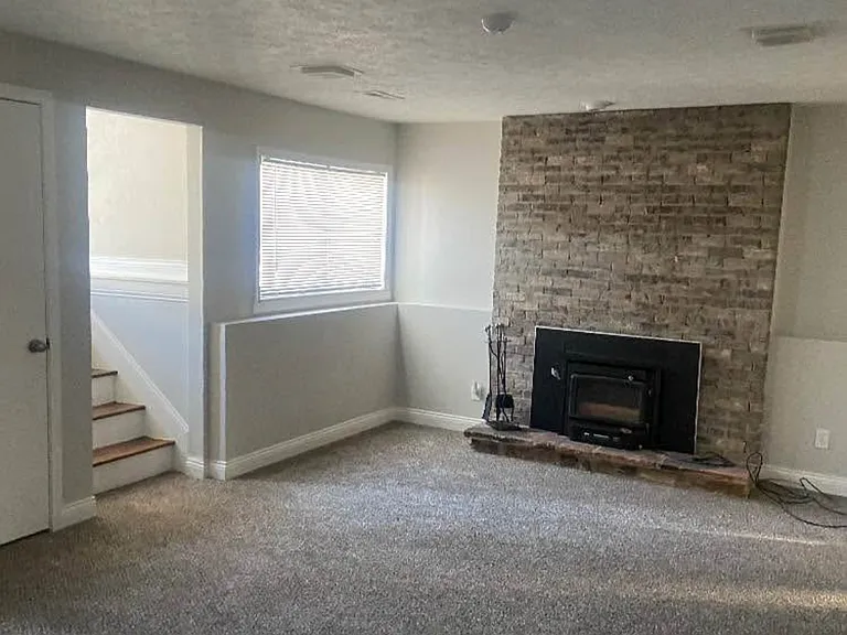 7166 Excaliber Dr — Photo 4