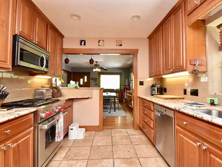 854 E Kensington Ave — Photo 10