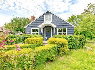 7037 NE Prescott St, Portland, OR 97218