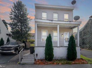 112 E Bacon St, Pottsville, PA 17901