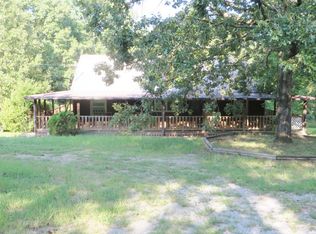 4490 Old Metal Rd, Palmyra, TN 37142
