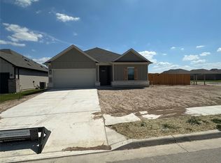 204 Lazy Lizzy Rd, Jarrell, TX 76537