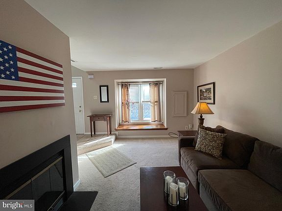 5th image of 5004 Shannon Ct