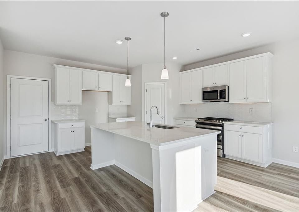 149 Hosch St 7, Hoschton, GA 30548 Zillow