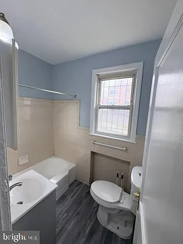 1324 Adams St NE #2 — Photo 8
