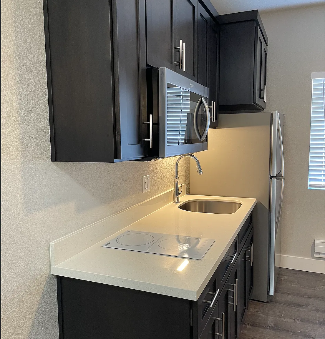 Studio, 325 sqft, $1,750 — Photo 1