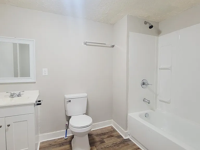 419 Pine St — Photo 9