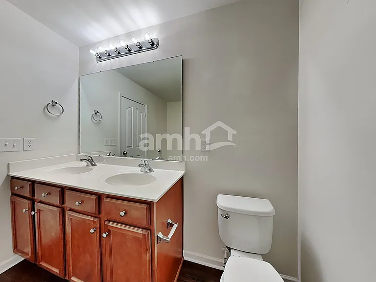 5888 Odenton Ln — Photo 14