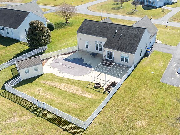 2nd image of 15010 Oyster Shell Dr