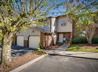 401 Parkridge Dr #415, Kingsport, TN 37660