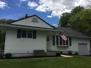 6 Deerfield Rd, Holmdel, NJ 07733